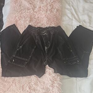 Black Contrast-Stitch Women's Cargo Jeans